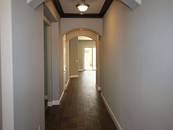 2nd image of 1829 E Bella Rosa Ave
