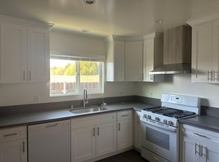 861 Glengrove Ave #B, Glendora, CA 91740