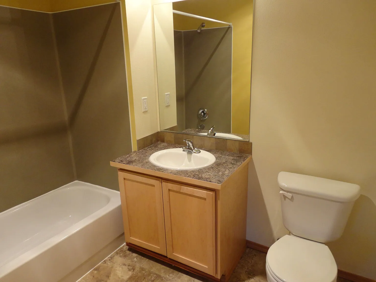 Creekside Villas 508 — Photo 3