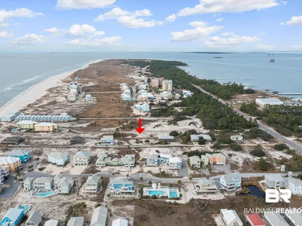 393 Kinzalow Ln, Gulf Shores, AL 36542
