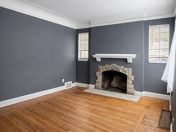 3rd image of 19642 Anvil St