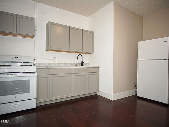 3rd image of 131 Newman St #5