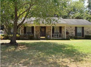 6851 Greenway Dr S, Mobile, AL 36608