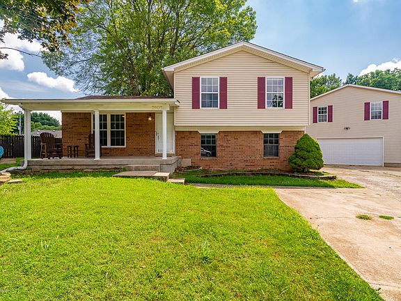 2nd image of 7907 Gainsborough Ct