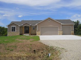 8421 S Spruce St, Haysville, KS 67060