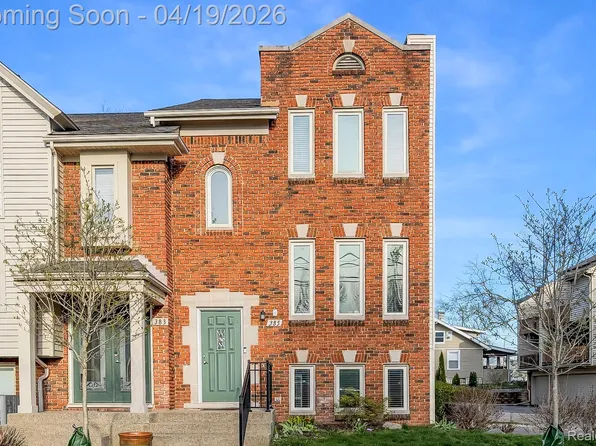 385 Hamilton St, Plymouth, MI 48170