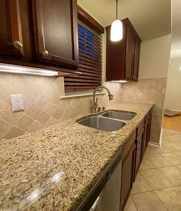 5th image of 119 Bennett Dr