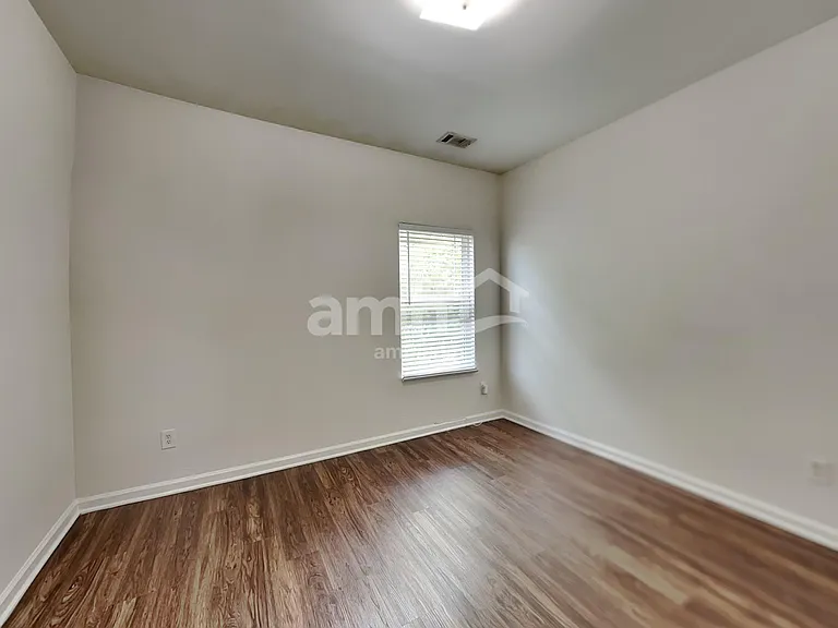 4032 Haworth Pkwy — Photo 13
