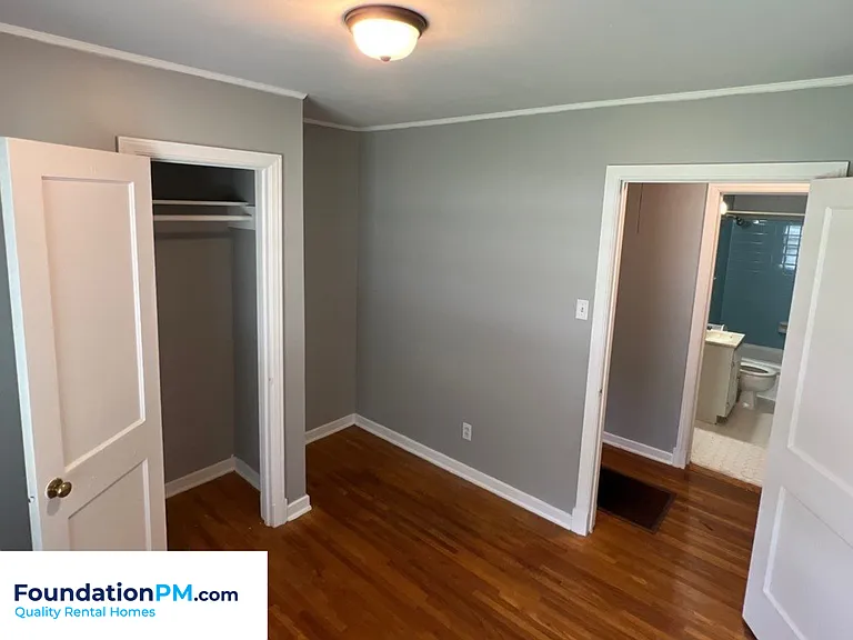 2324 Slocum Ave — Photo 12