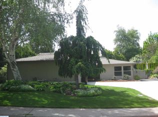 905 SE Sunnymead Way, Pullman, WA 99163