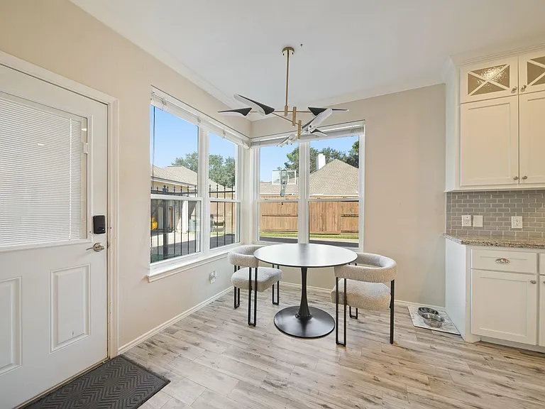 16322 Drystone Ln — Photo 18