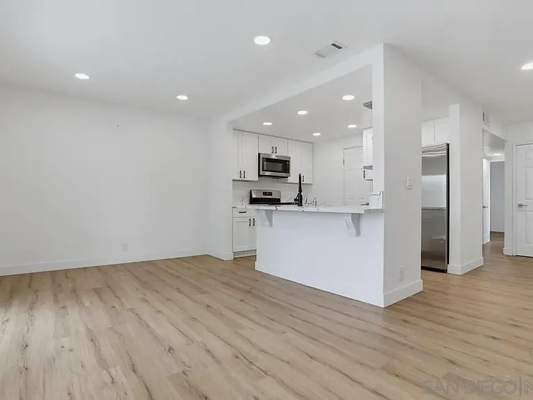 6968 Camino Amero — Photo 15