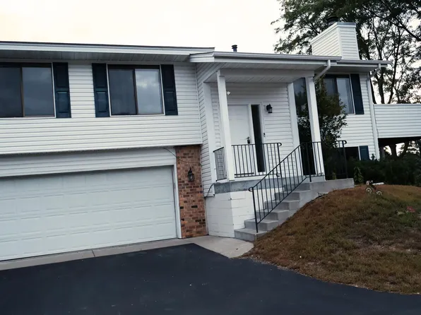 3837 Heather Dr, Eagan, MN 55122