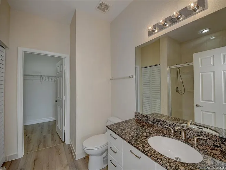 44 SE Sedona Cir #201 — Photo 23