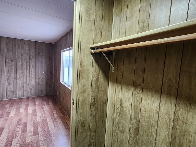 1111 W Hardy Ln #B — Photo 25
