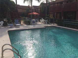 400 Valley Stream Dr APT 108, Naples, FL 34113