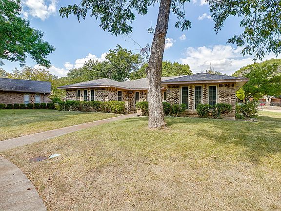 4th image of 1135 Joanna Cir