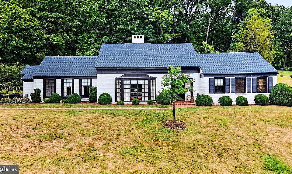 1st image of 1431 Dogwood Rd