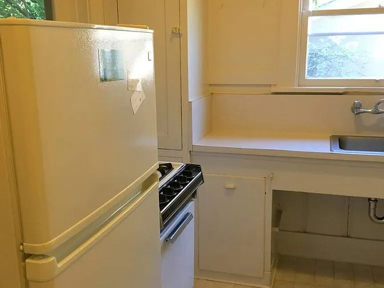 2642 Derby St #1 — Photo 3