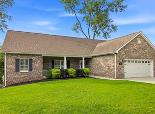 103 Hummingbird Dr, Maryville, TN 37803