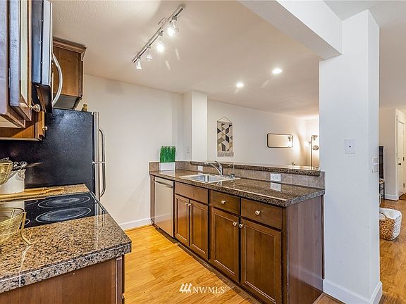 3rd image of 300 N 130th St Unit 4101