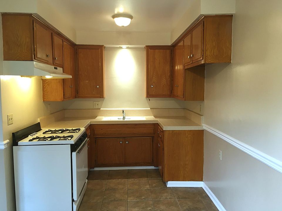 1st image of 65 S Virginia Ave #3