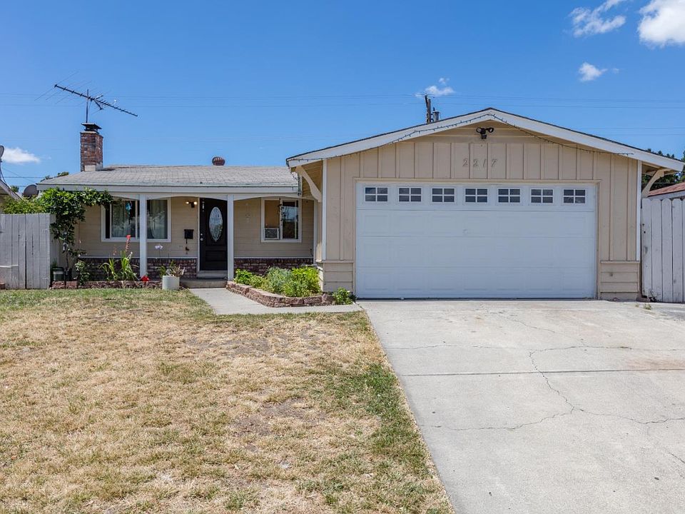 1st image of 2217 Orlando Dr