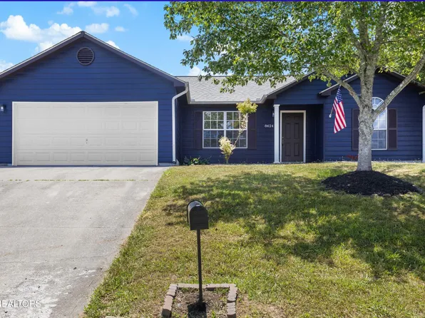 8424 Gardenside Ln, Powell, TN 37849