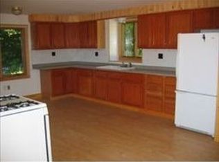 16 Mountain Rd, Tuftonboro, NH 03816