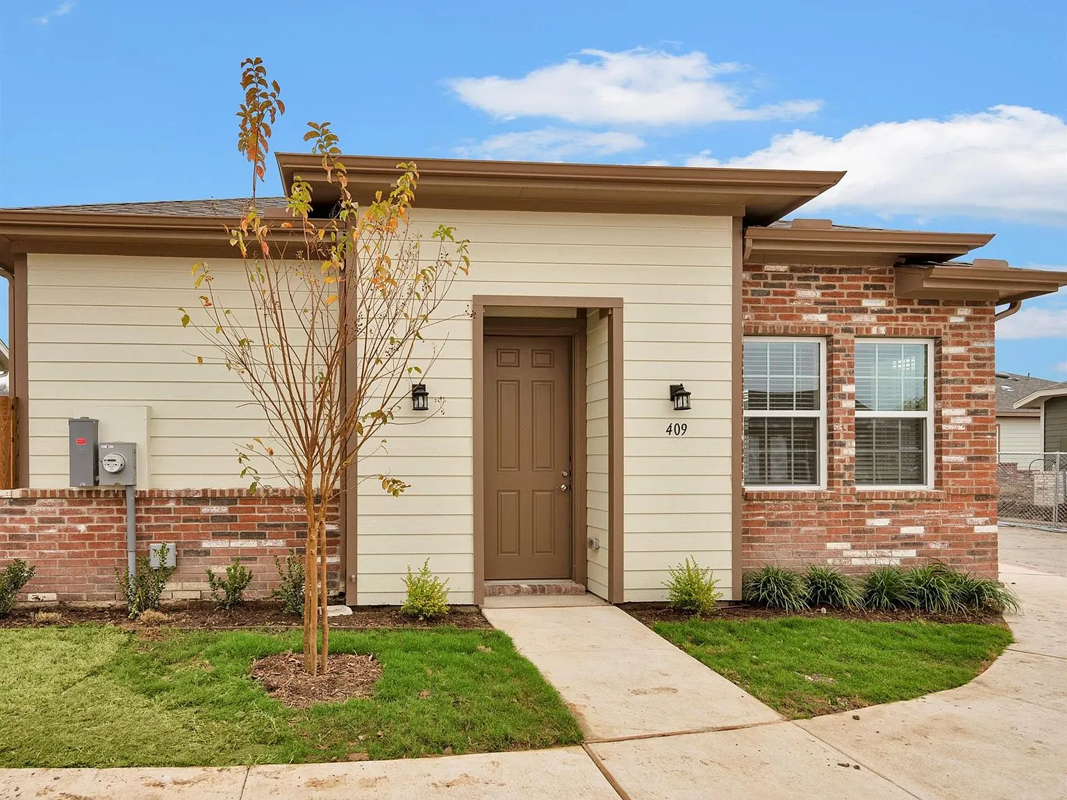 1 bed, 1.0 bath, 709 sqft, $1,649 — Photo 1