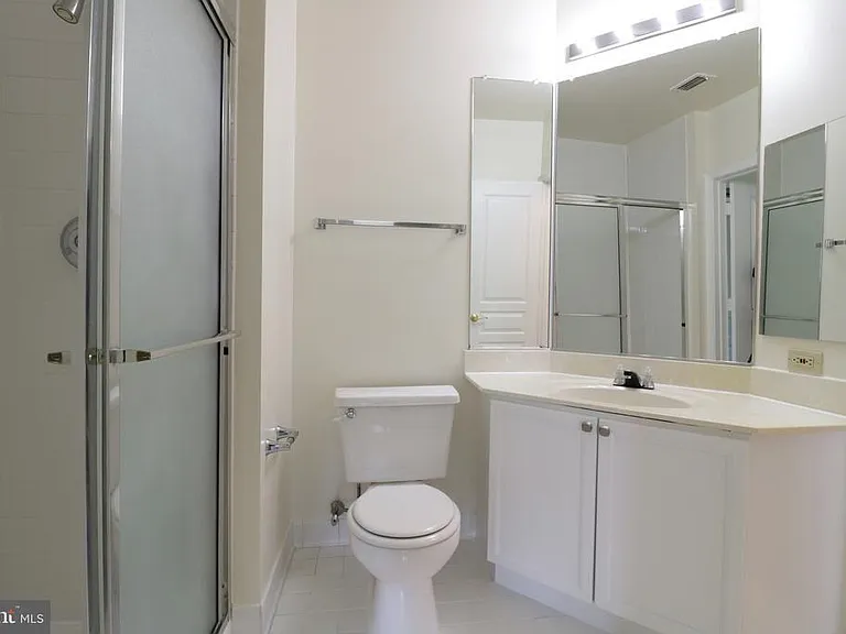 12915 Alton Sq #303 — Photo 12