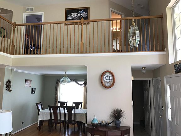 Seperate dining area