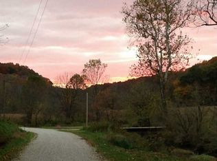 5415 E Gallimore Rd, Bloomfield, IN 47424