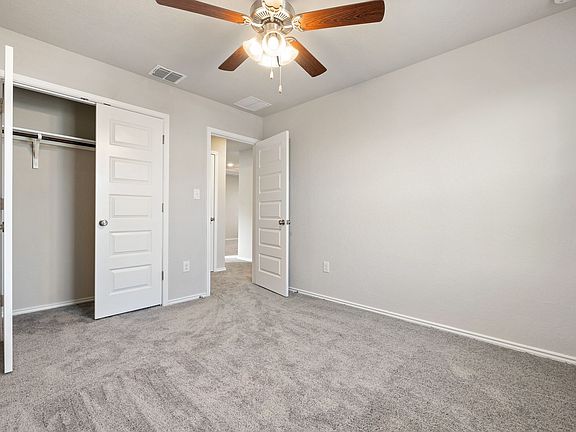 4th image of 268 Kinsley Way