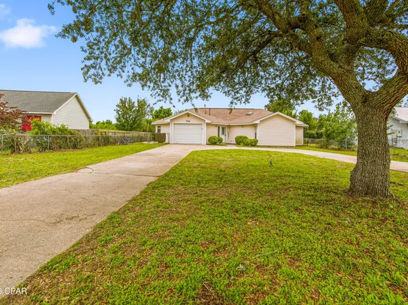 704 Water Oak Dr, Panama City Beach, FL 32408