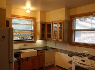 543 Sheridan Rd, Evanston, IL 60202