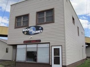 207 39th Ave E, Superior, WI 54880
