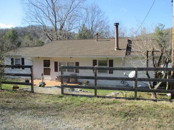 3997 Welcome Valley Rd SE, Roanoke, VA 24014