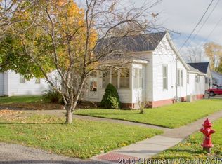 403 E McClelland St, Monticello, IL 61856