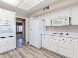 14611 W Calumet Dr, Sun City West, AZ 85375