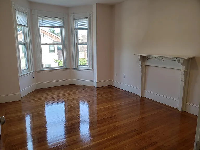 16 Marcella St #2 — Photo 3