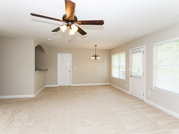 5th image of 958 Ramsgate Dr SW