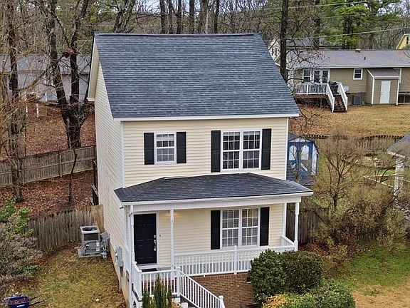 3rd image of 111 Lemon Drop Cir