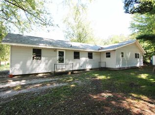 8182 N Apache Ave, Walkerton, IN 46574
