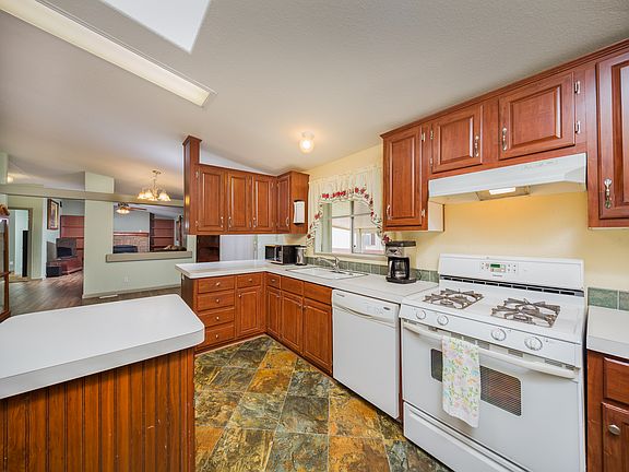 5th image of 6125 E House Rock Ln #2