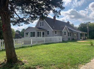 606 County Line Rd, Kansas City, KS 66103