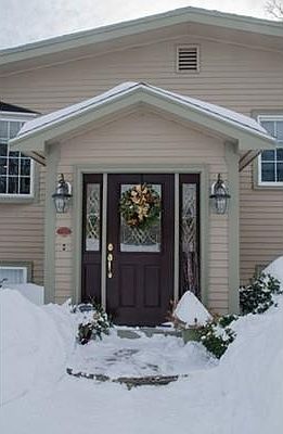 2nd image of 11 Cortland St