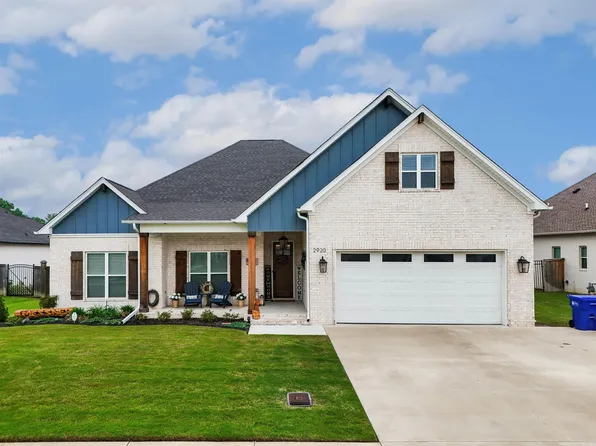 2920 Salem Oaks Dr, Conway, AR 72034