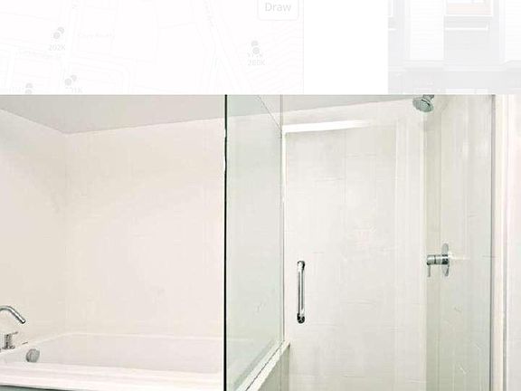 4th image of 231 W George St