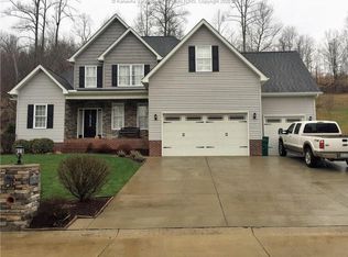 160 Killarney Rd, Winfield, WV 25213